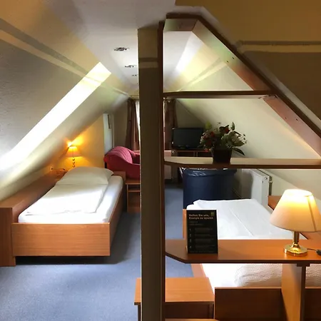 Garni Hotel-pension Holum Szálloda Neuharlingersiel